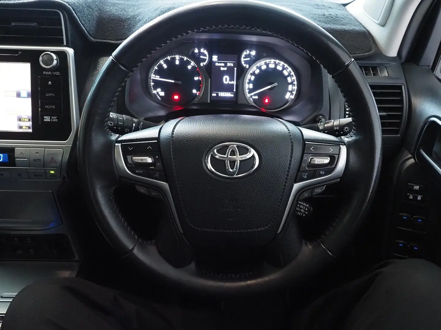 2018 Toyota Landcruiser Prado Gallery Image 26