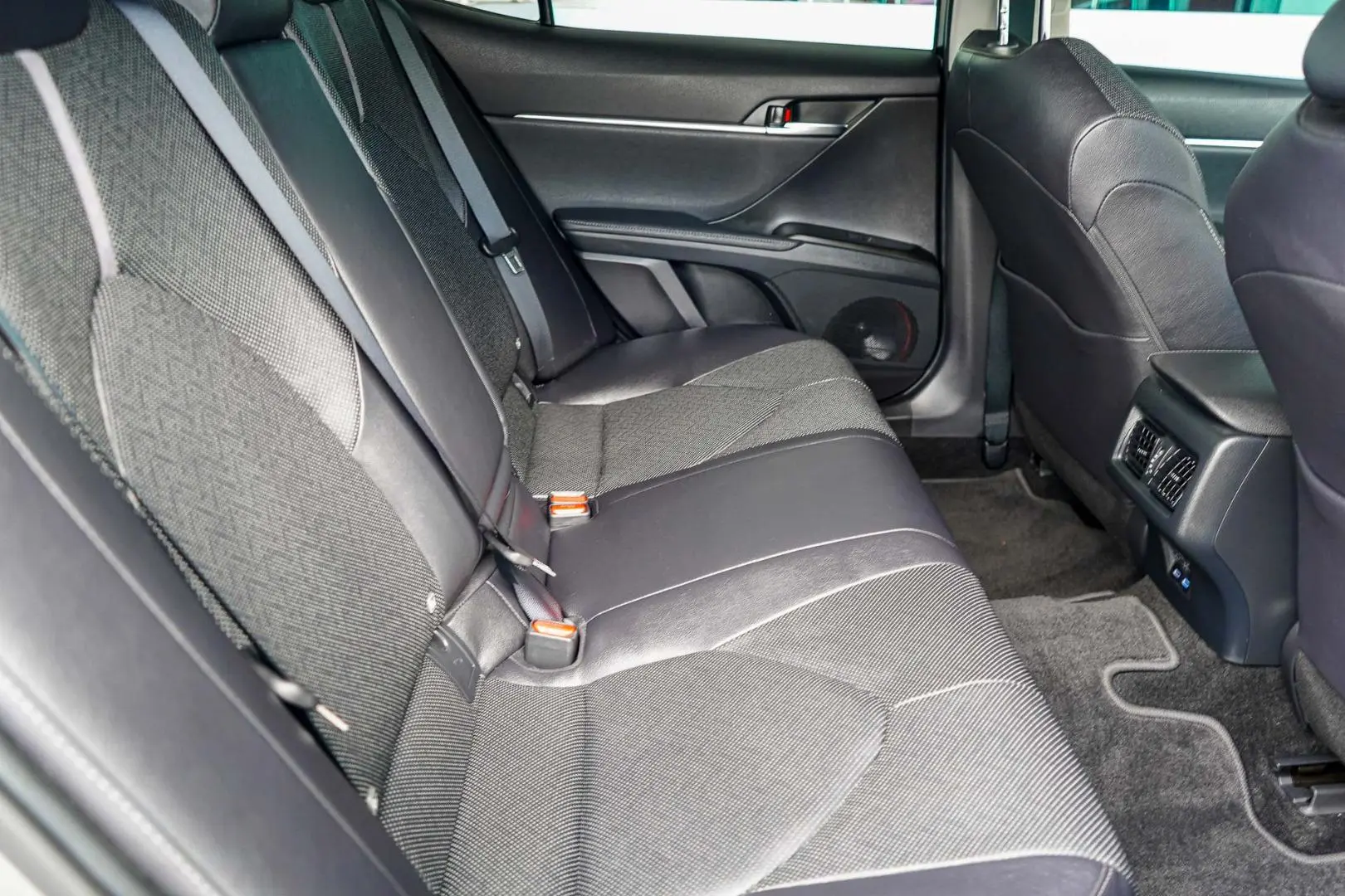 2023 Toyota Camry Gallery Image 7