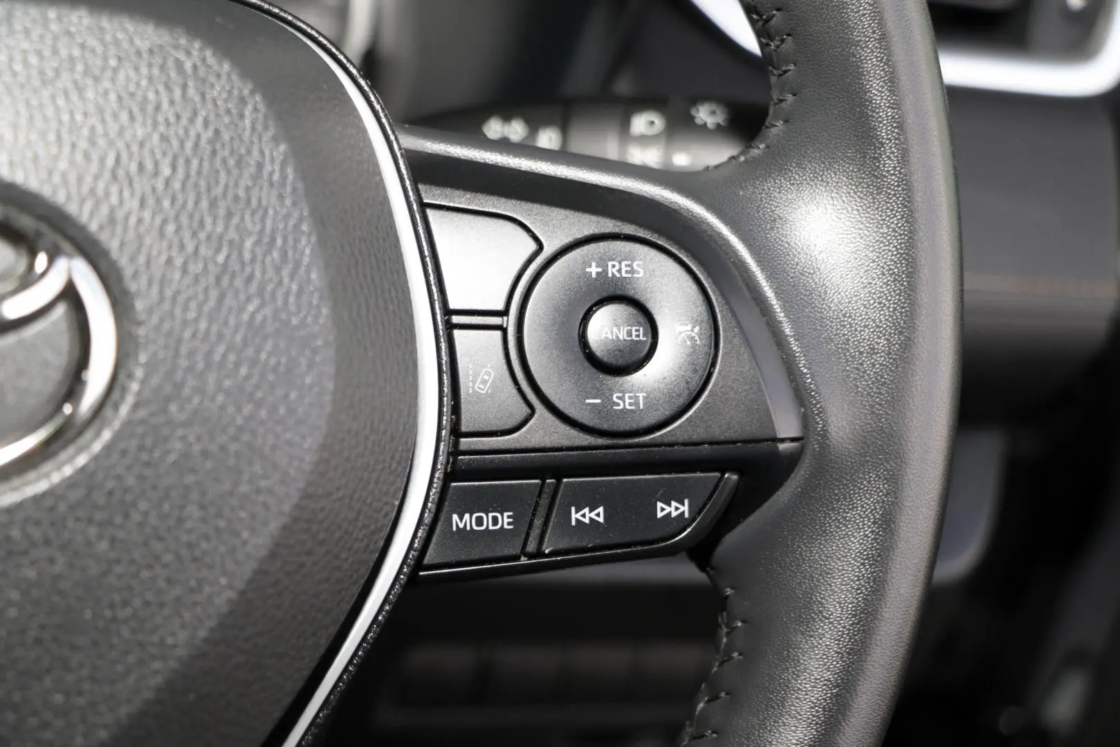 2022 Toyota RAV4 Gallery Image 19