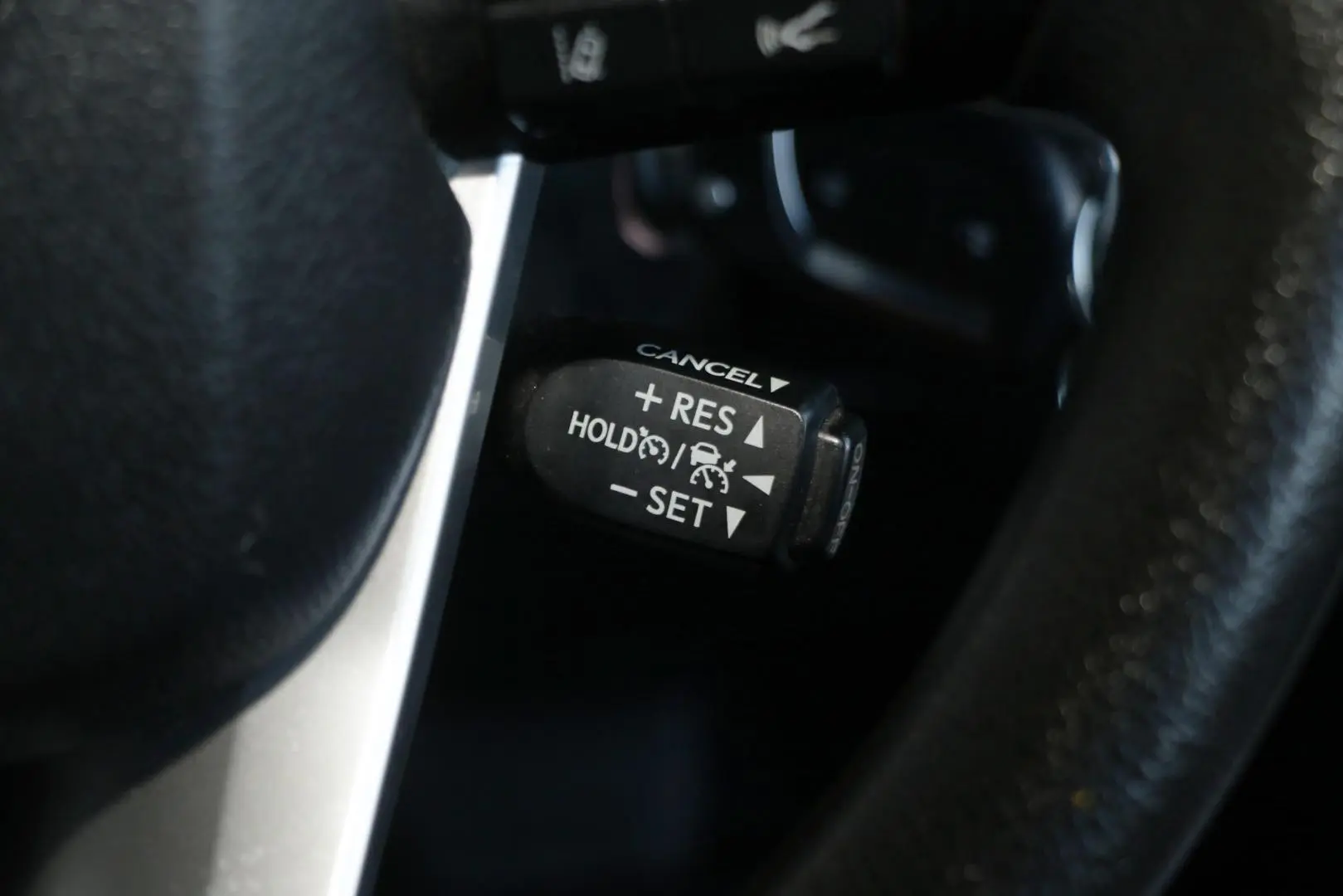 2022 Toyota Hilux Gallery Image 12