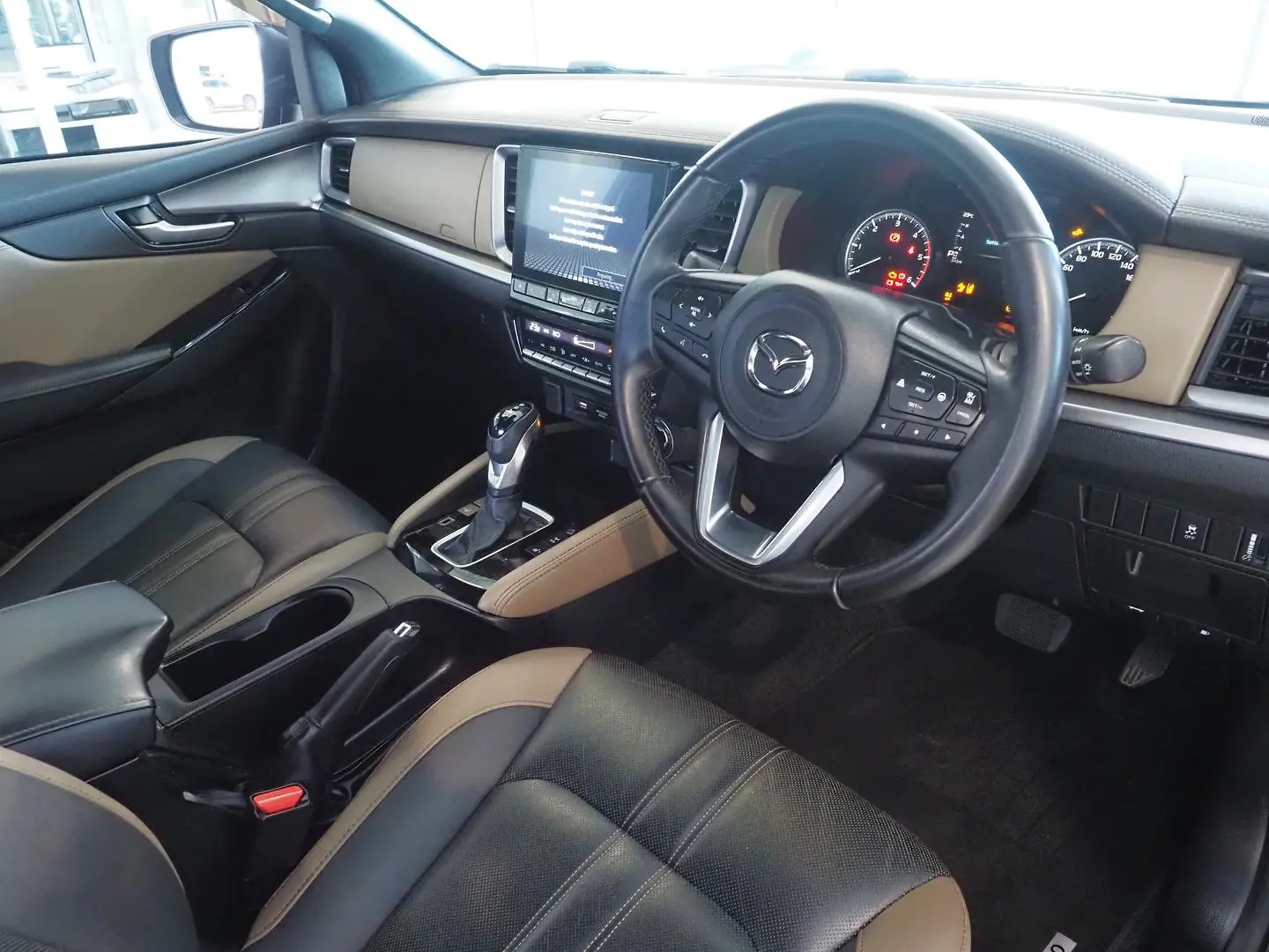 2022 Mazda BT-50 Gallery Image 3