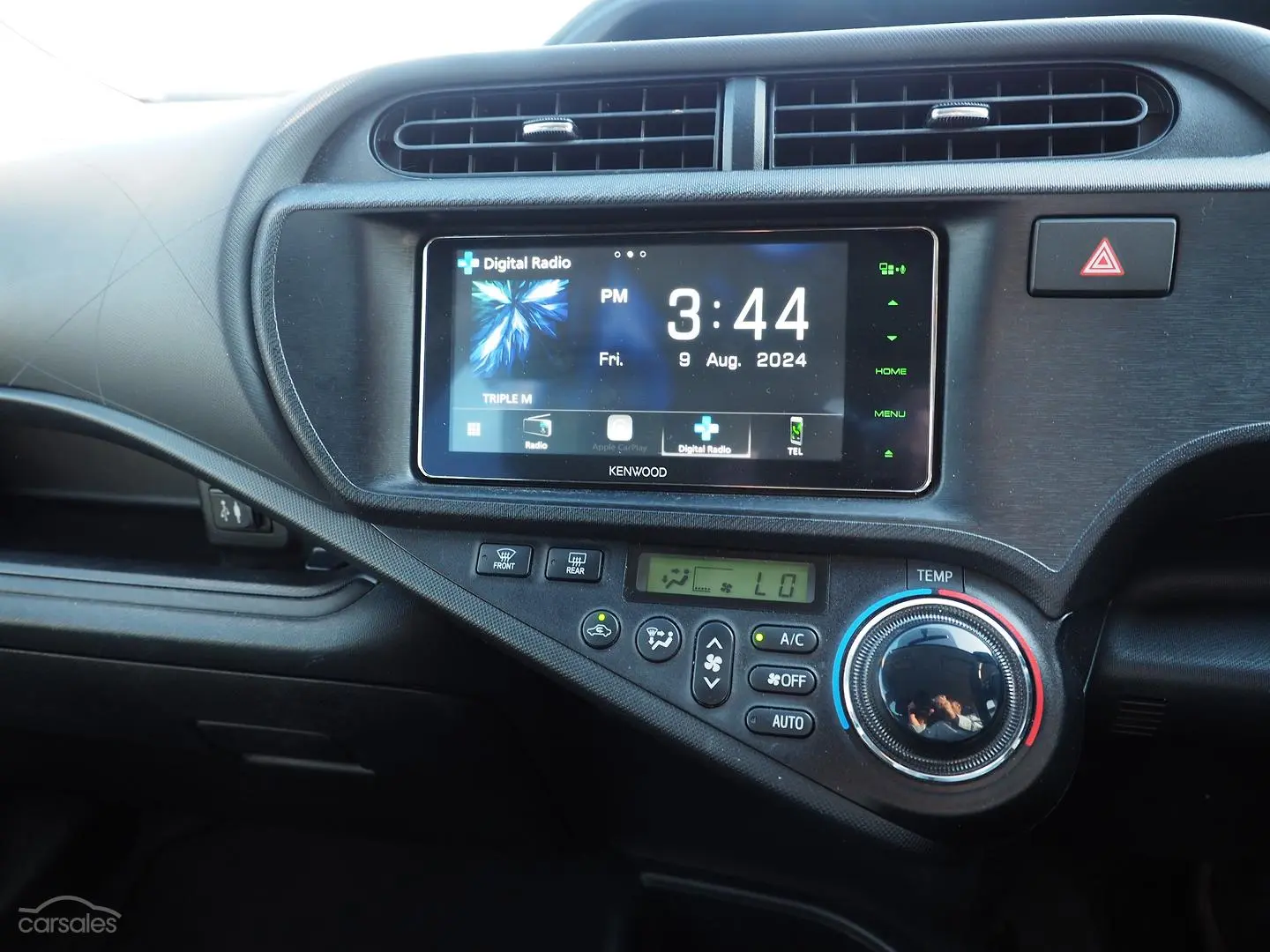 2012 Toyota Prius C Image 20