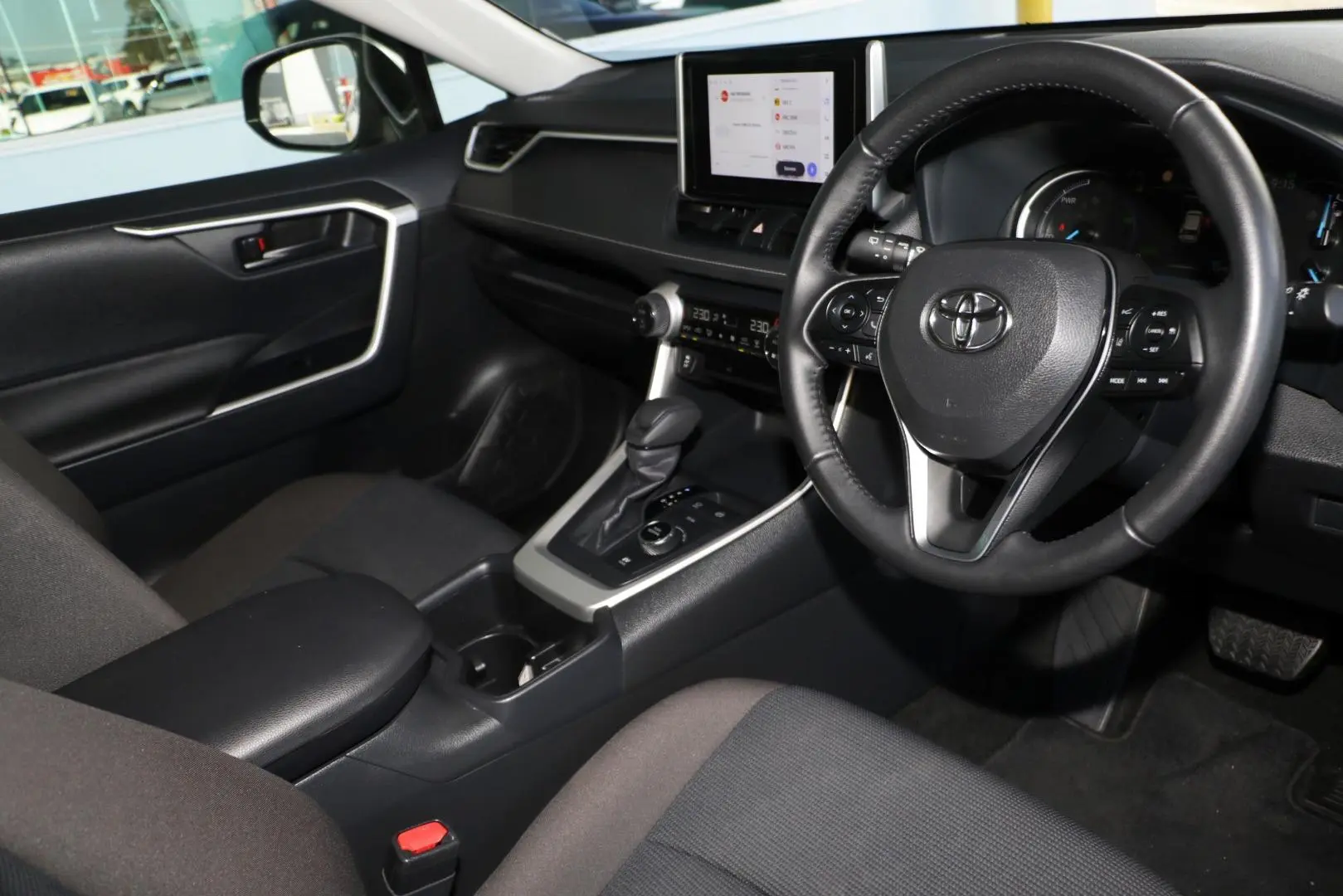 2025 Toyota RAV4 Gallery Image 7