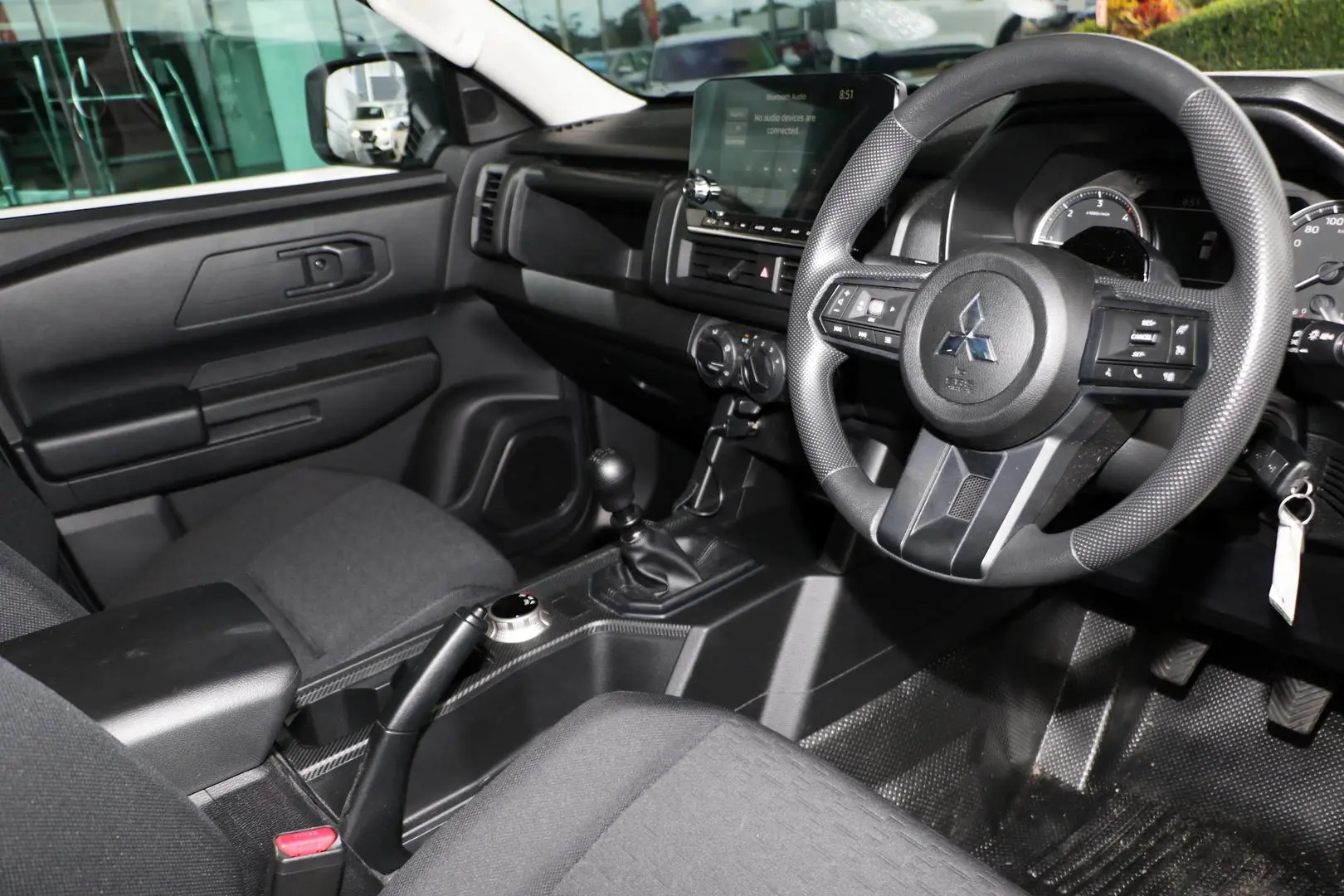 2025 Mitsubishi Triton Gallery Image 6