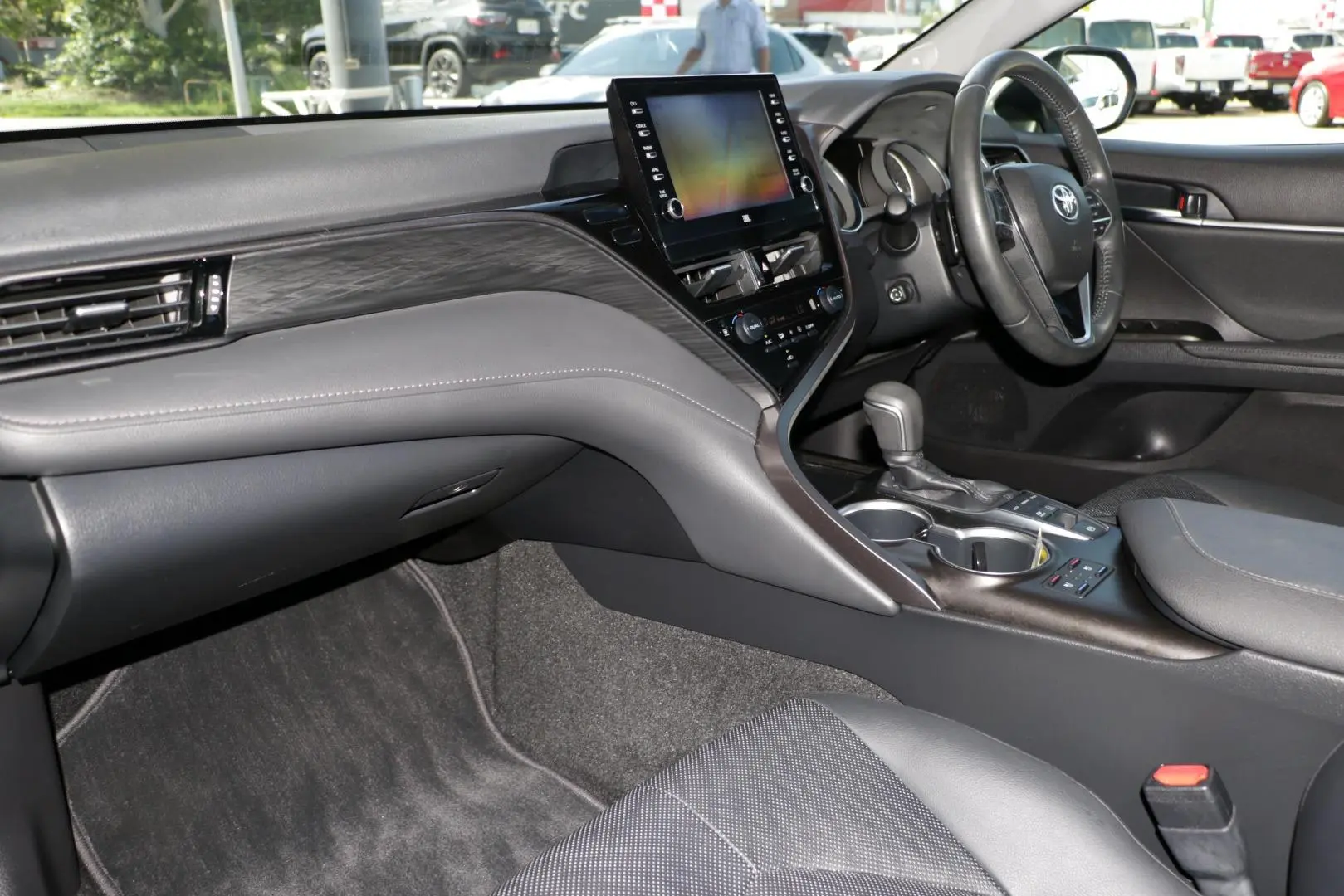 2021 Toyota Camry Gallery Image 7