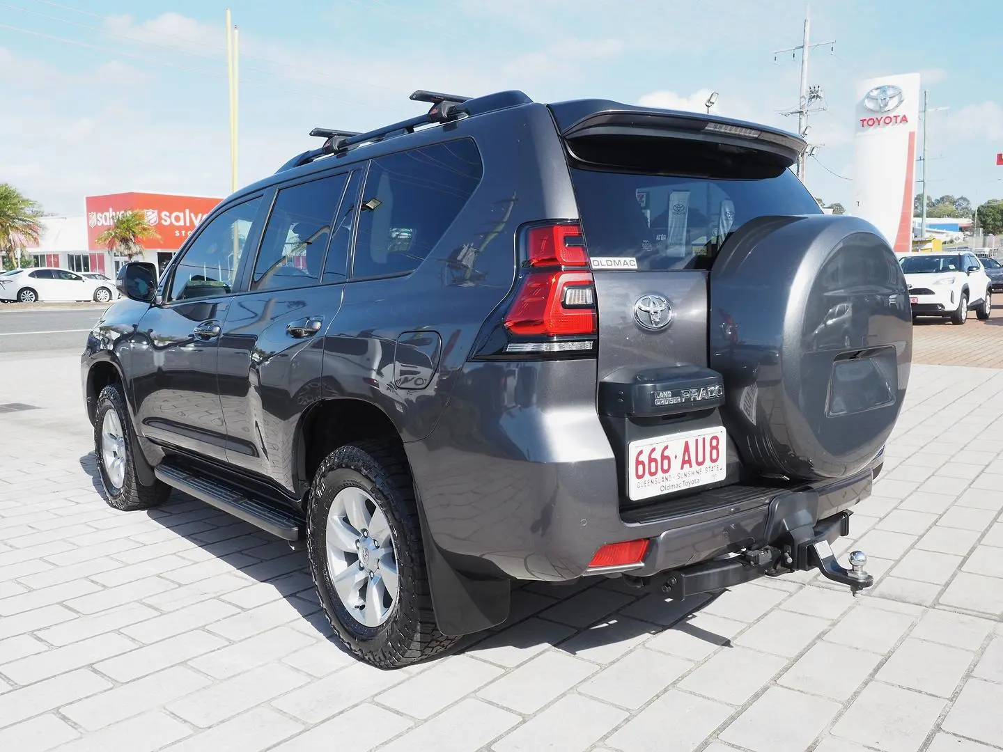 2020 Toyota Landcruiser Prado Gallery Image 2
