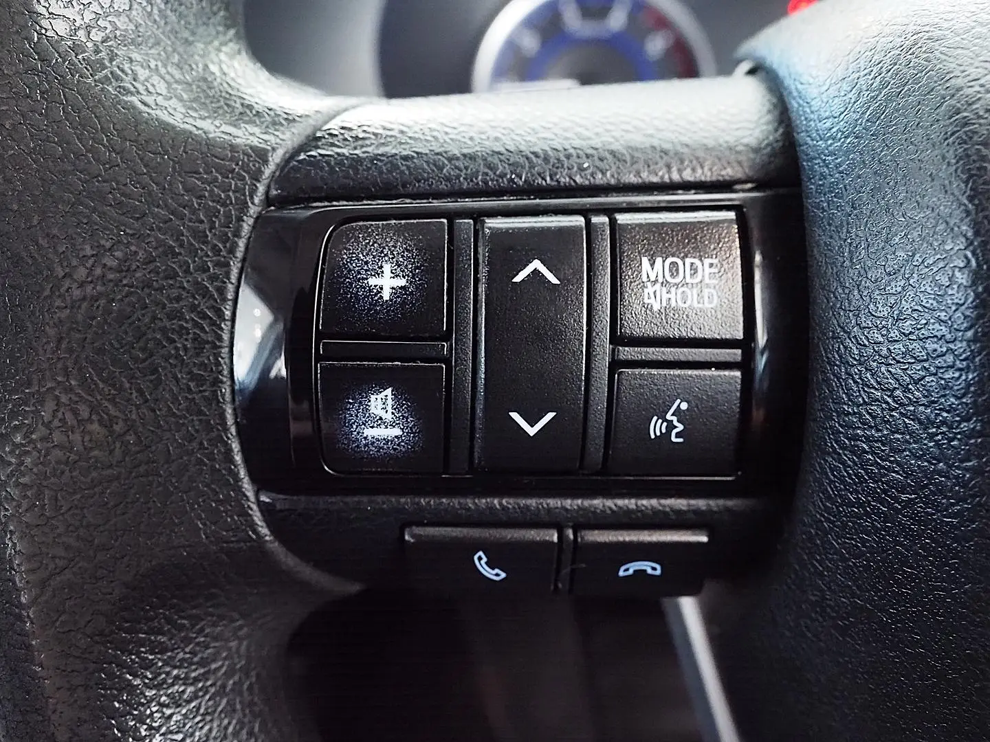 2019 Toyota Hilux Gallery Image 24