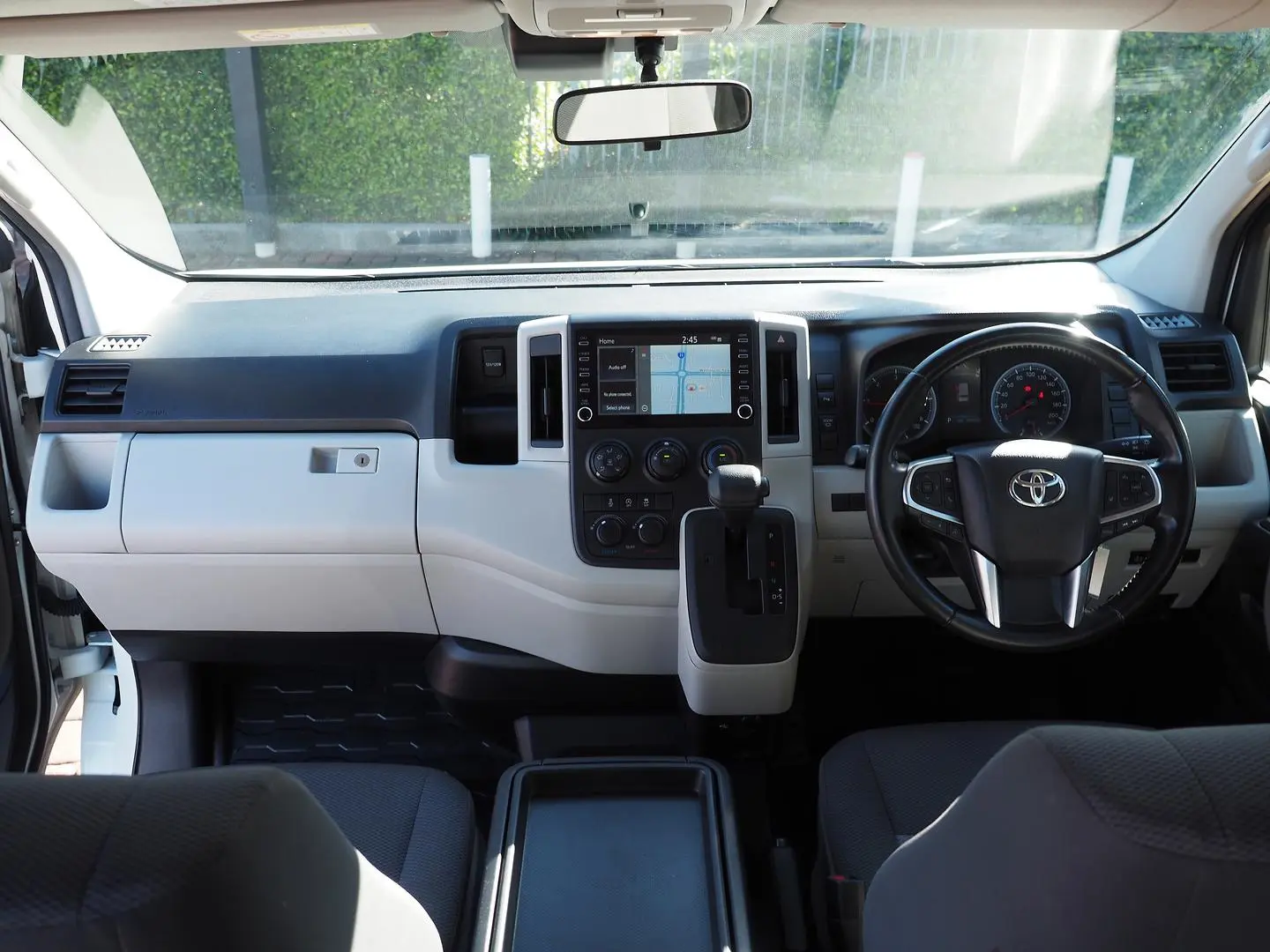 2021 Toyota Hiace Gallery Image 20