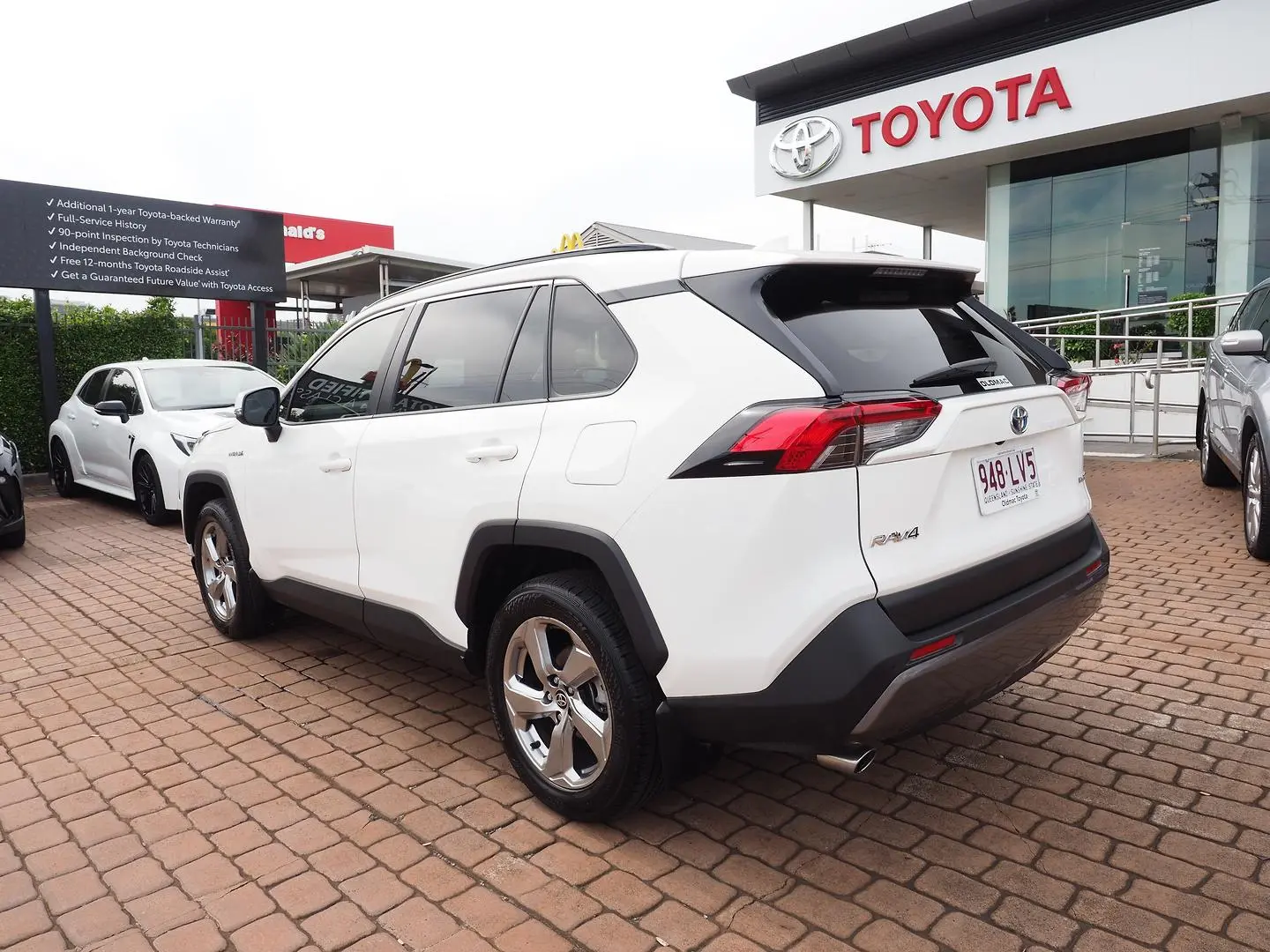 2019 Toyota Rav4 Gallery Image 7