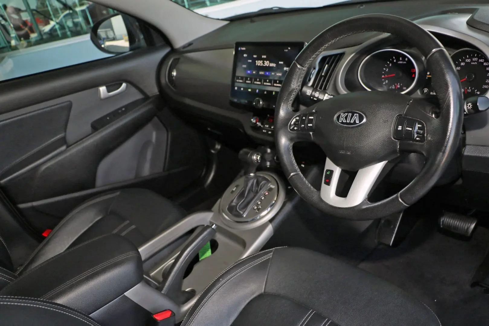 2015 Kia Sportage Gallery Image 6