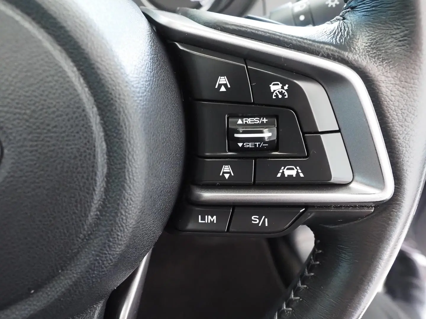 2020 Subaru Forester Gallery Image 25