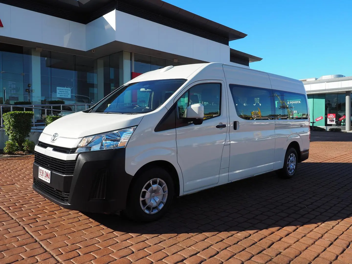 2021 Toyota Hiace Gallery Image 10