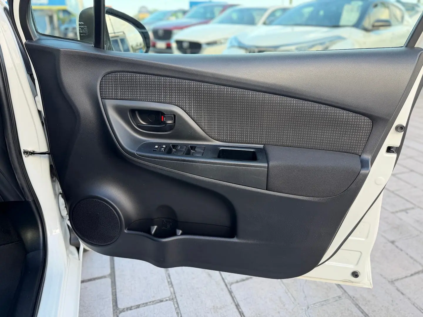 2019 Toyota Yaris Gallery Image 17