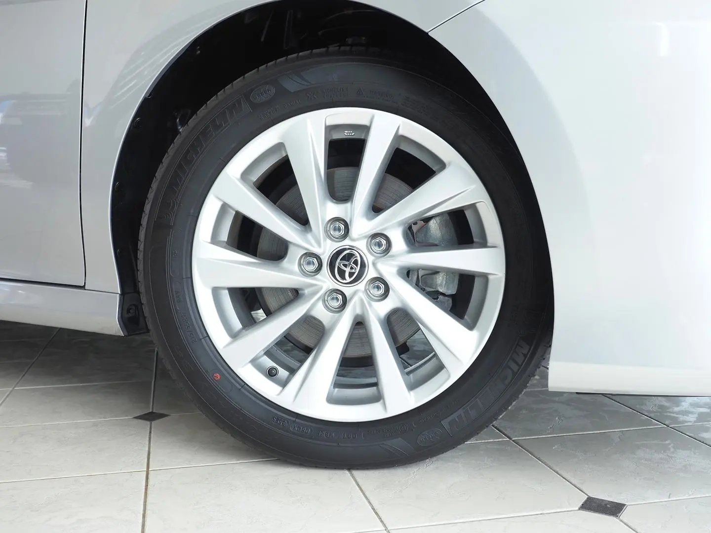 2023 Toyota Camry Gallery Image 14