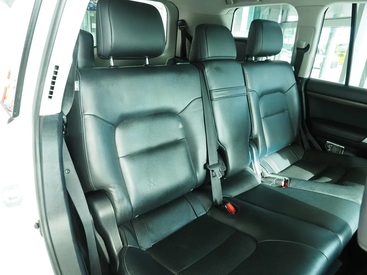 2018 Toyota Landcruiser Gallery Image 19