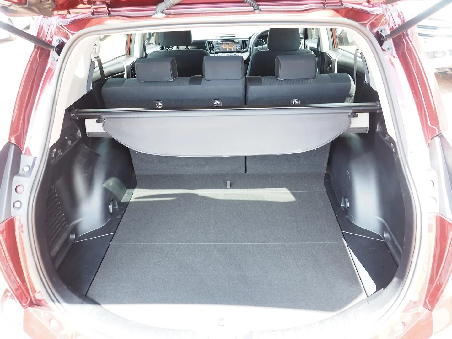 2016 Toyota Rav4 Gallery Image 17