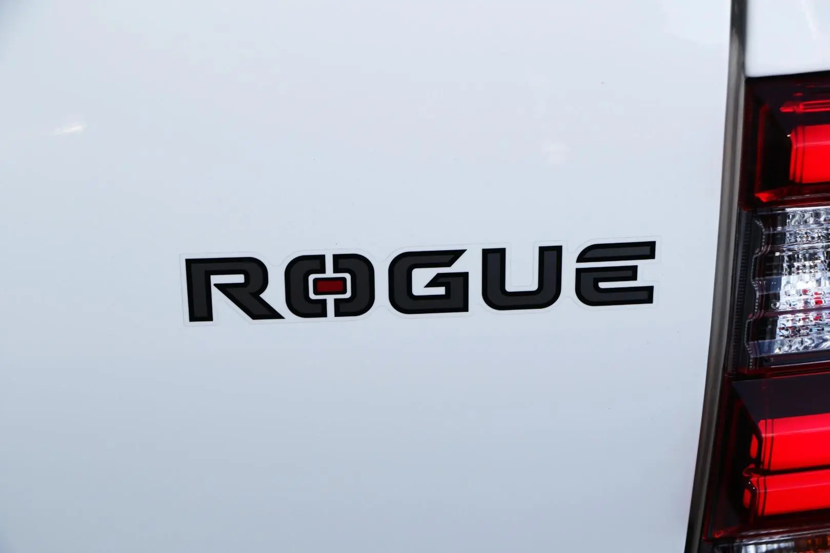 2025 Toyota Hilux Gallery Image 23