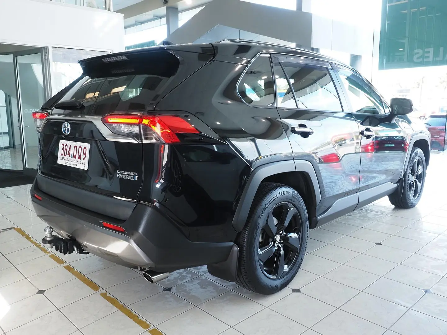 2021 Toyota RAV4 Gallery Image 6
