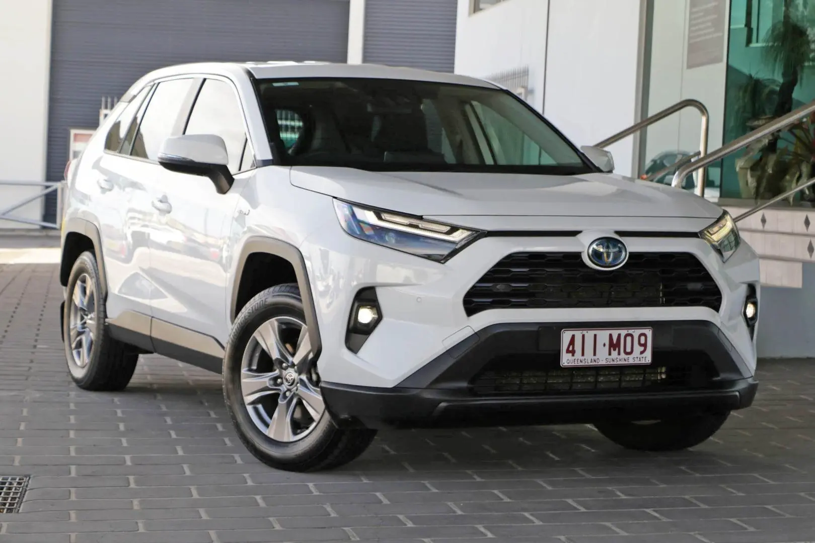 2023 Toyota RAV4 Gallery Image 3