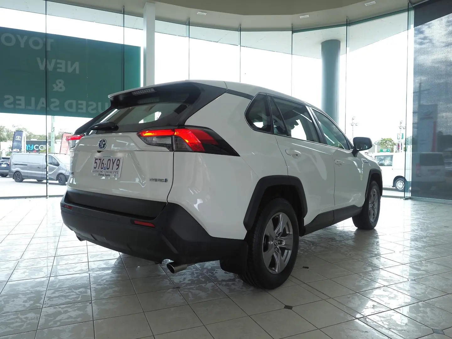 2023 Toyota RAV4 Gallery Image 7