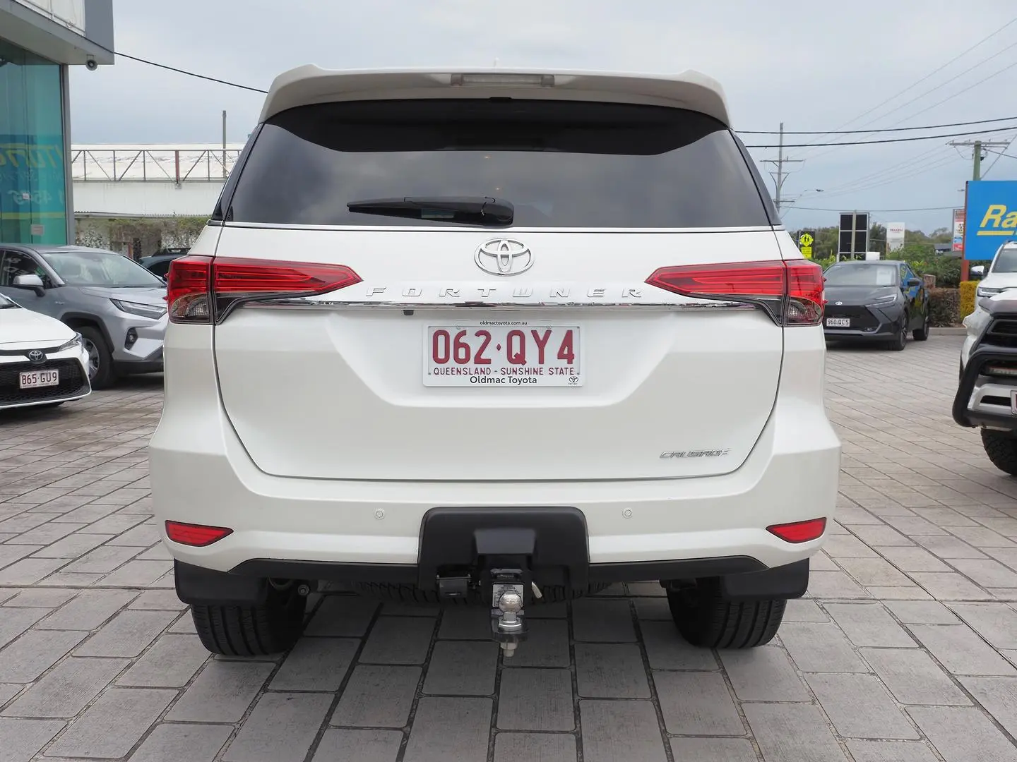 2017 Toyota Fortuner Gallery Image 12