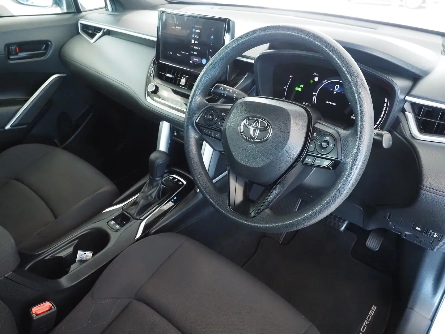 2024 Toyota Corolla Cross Gallery Image 4