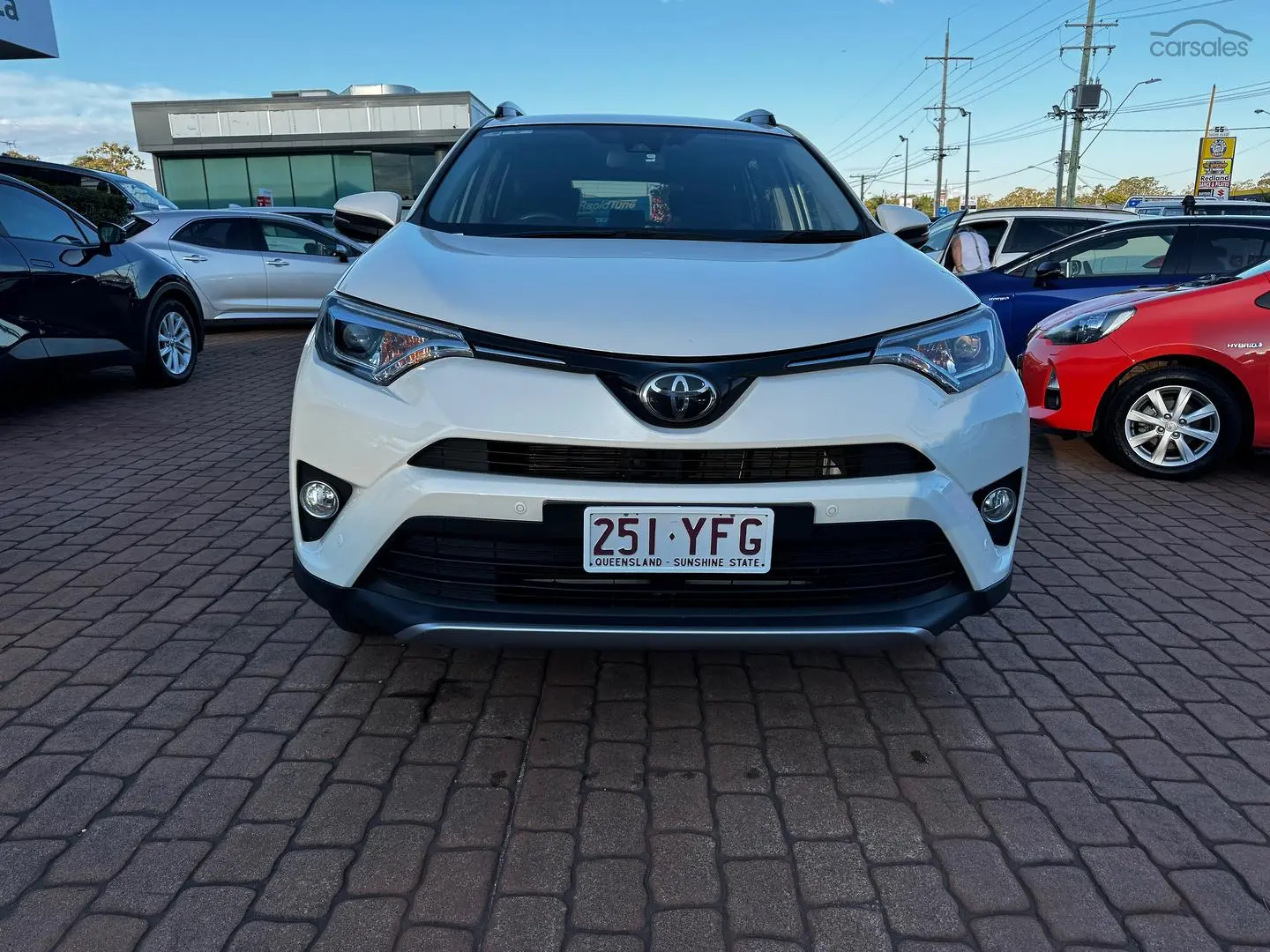 2018 Toyota RAV4 Image 10