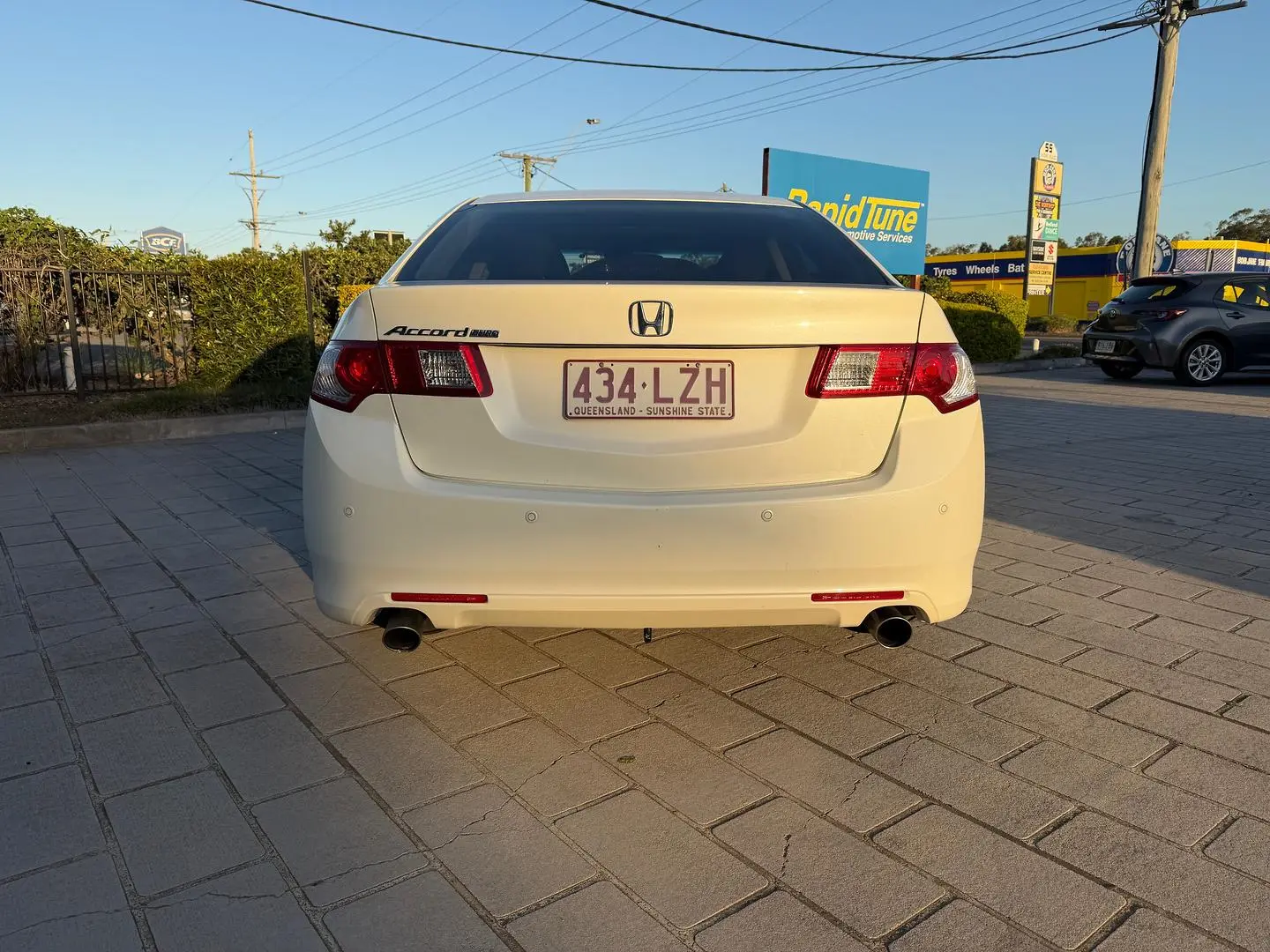 2009 Honda Accord Euro Gallery Image 3