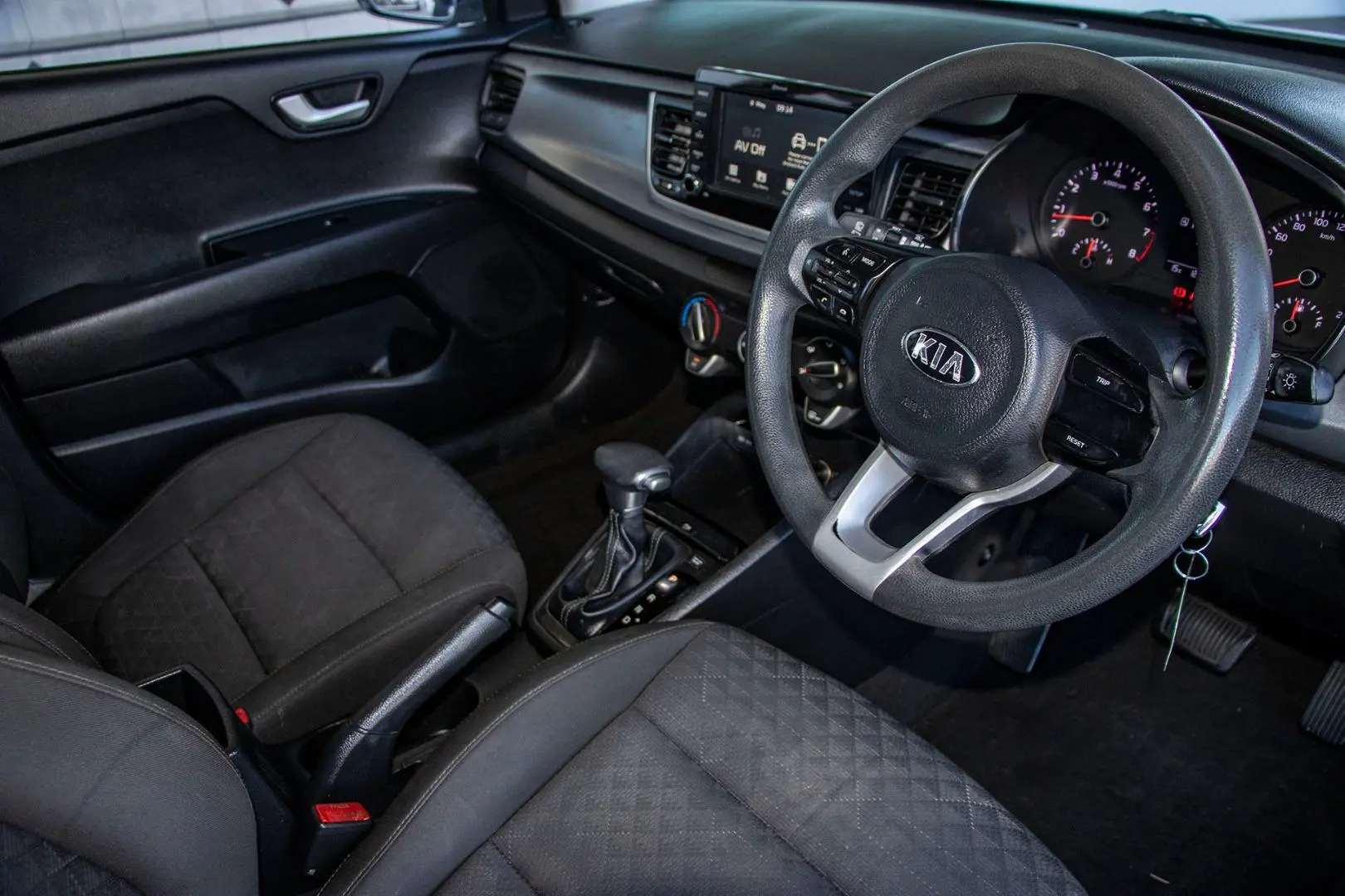 2019 Kia Rio Gallery Image 6