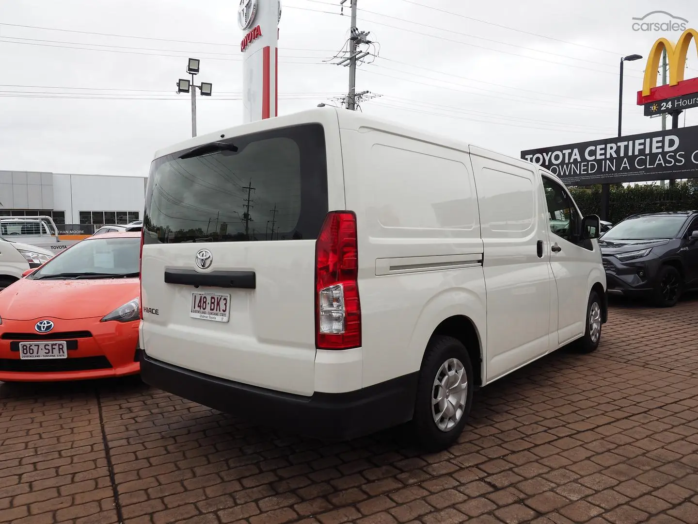 2021 Toyota Hiace Image 5