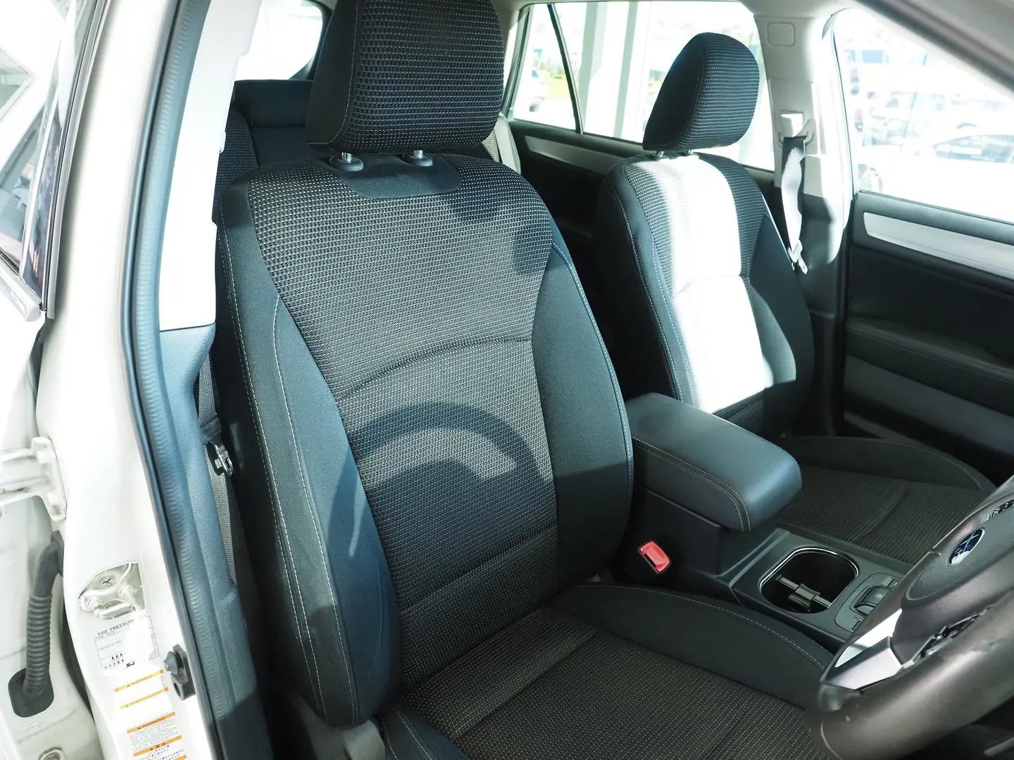 2017 Subaru Outback Gallery Image 13