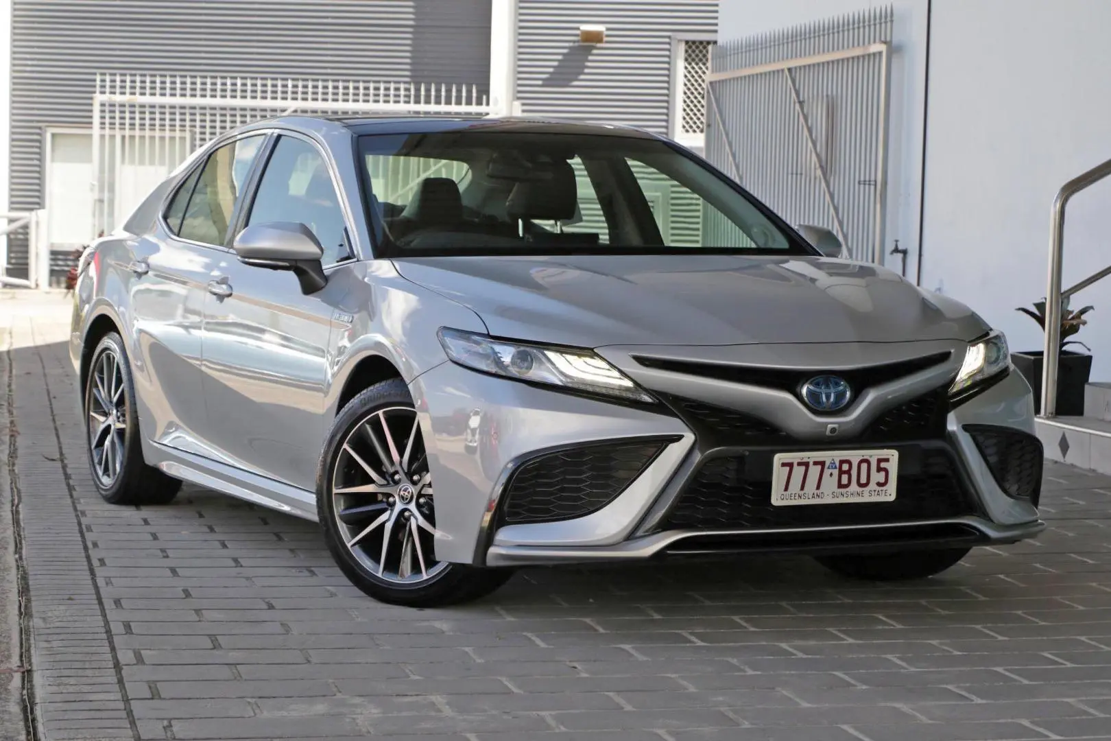 2021 Toyota Camry Gallery Image 1