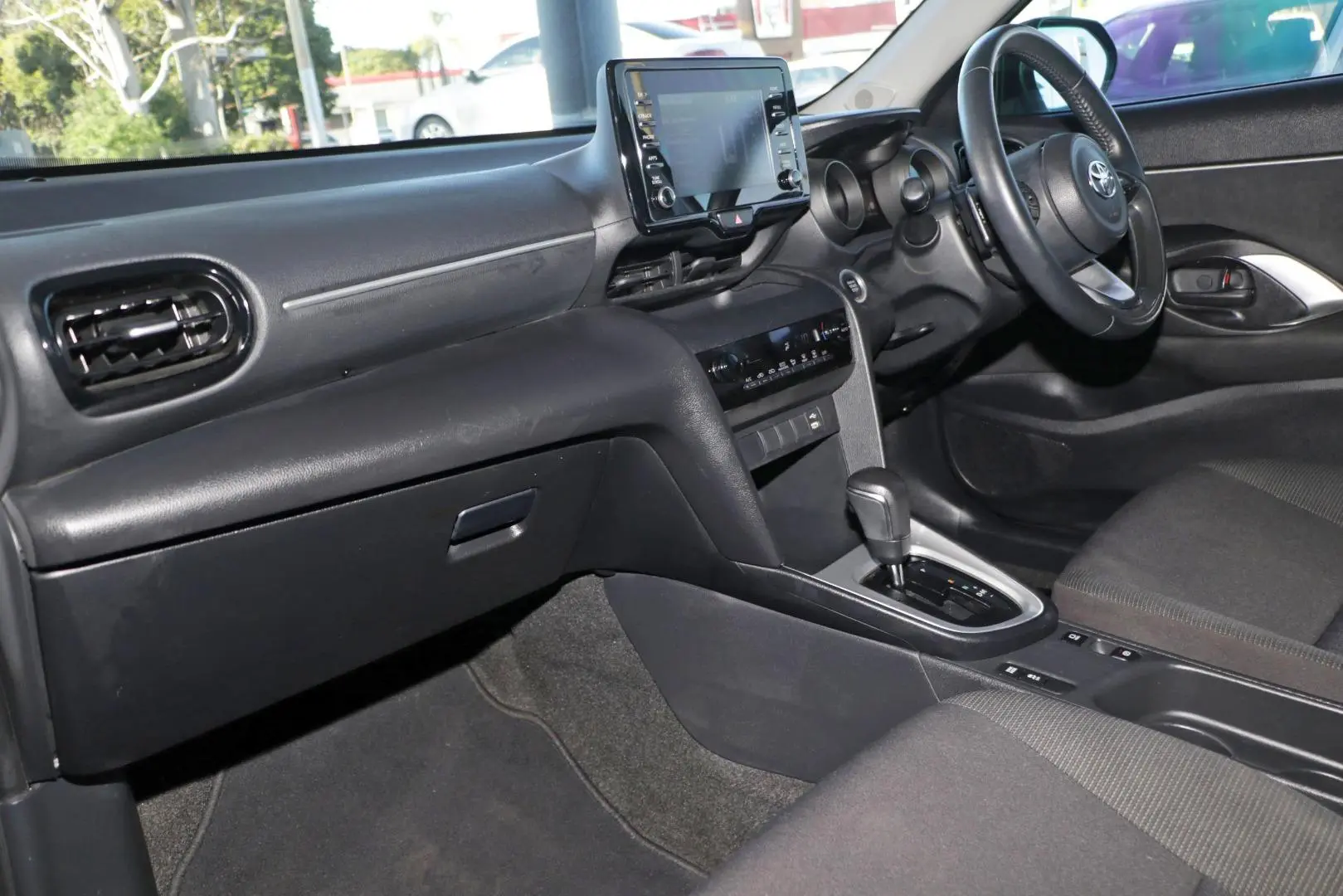 2023 Toyota Yaris Cross Gallery Image 7