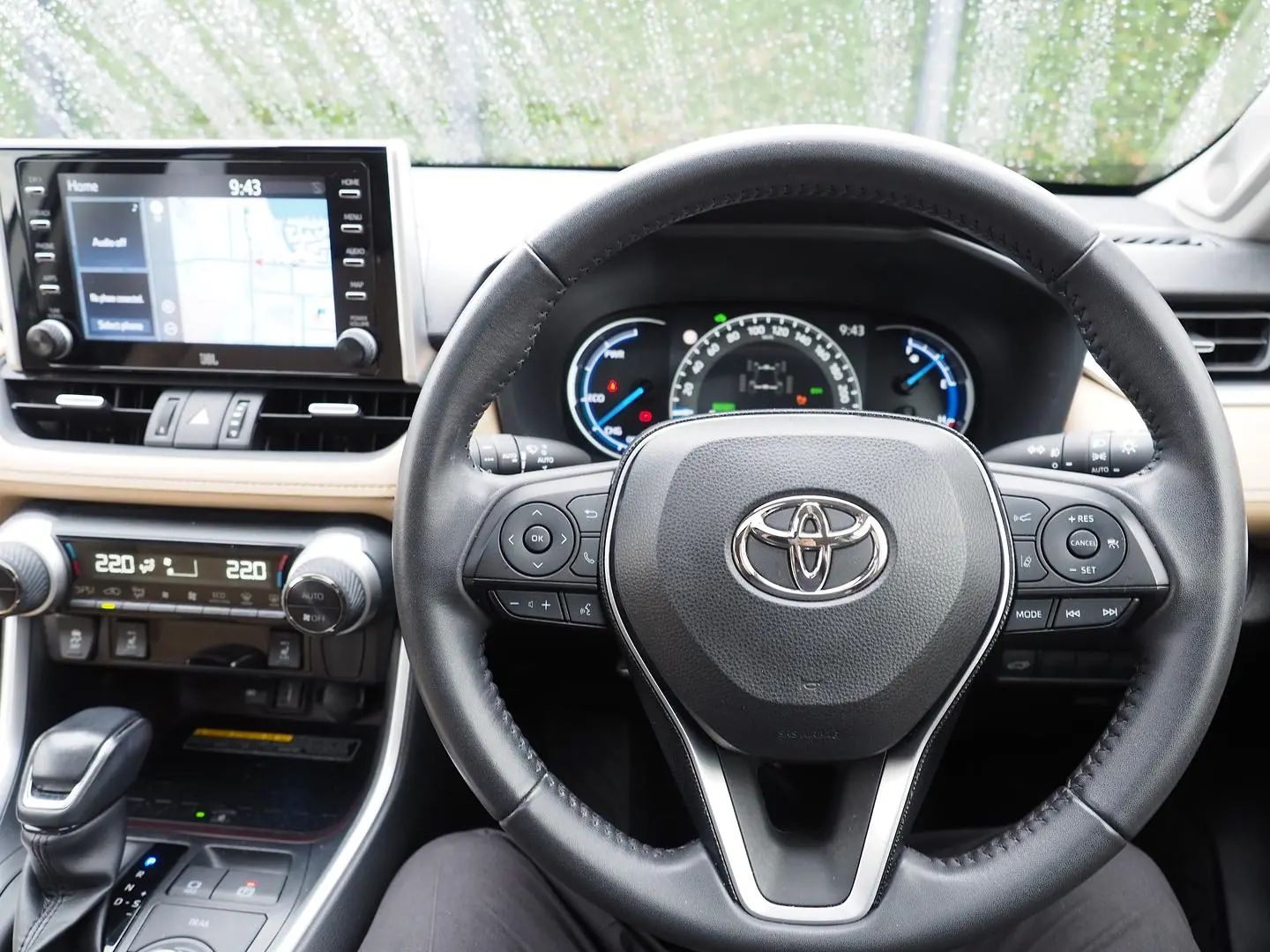 2021 Toyota RAV4 Gallery Image 34
