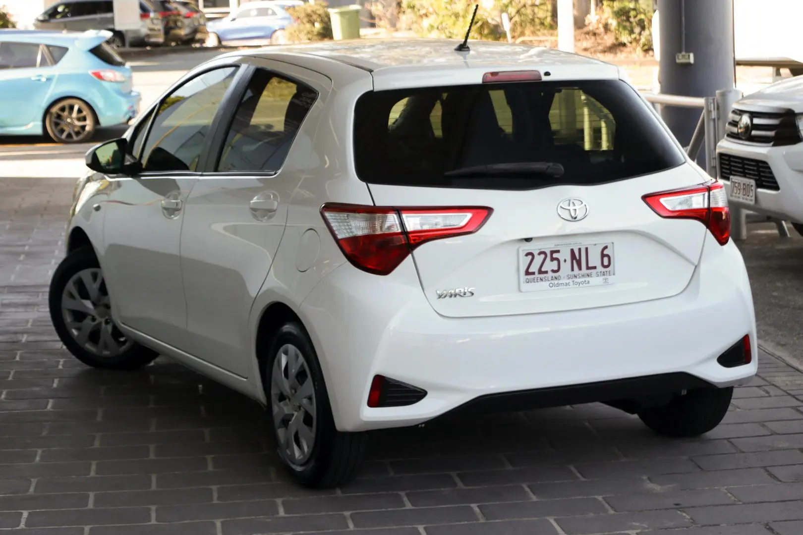 2018 Toyota Yaris Gallery Image 4