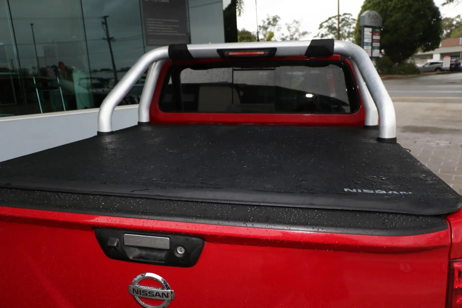 2016 Nissan Navara Gallery Image 20