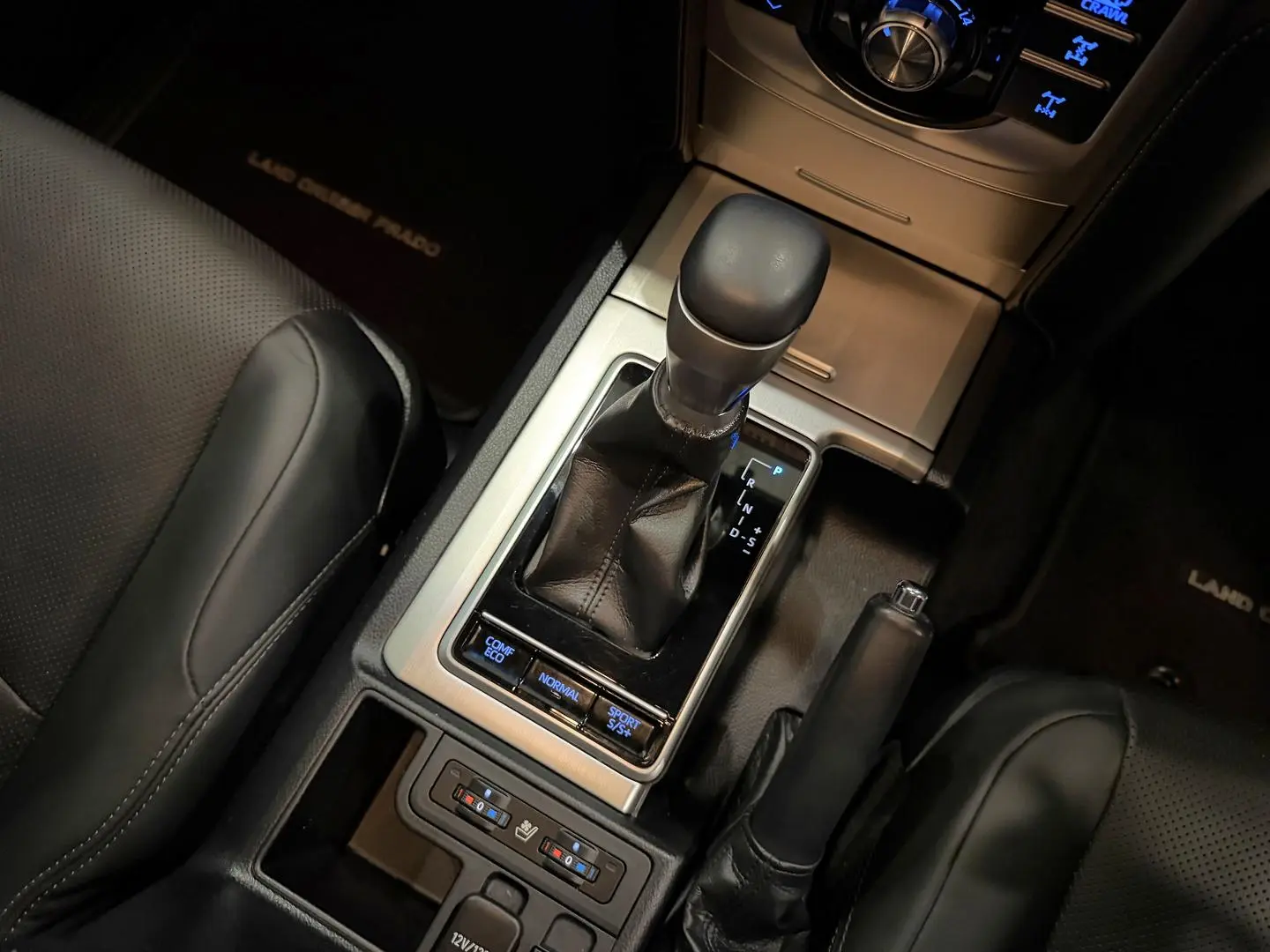 2022 Toyota Landcruiser Prado Gallery Image 15
