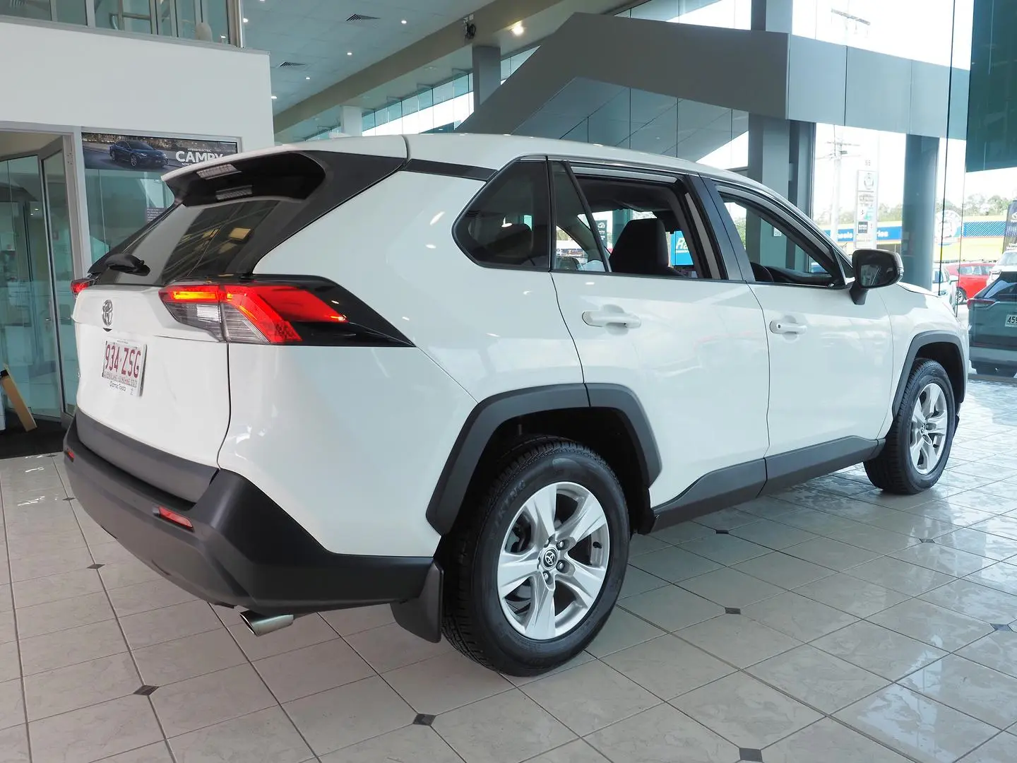 2020 Toyota RAV4 Gallery Image 2