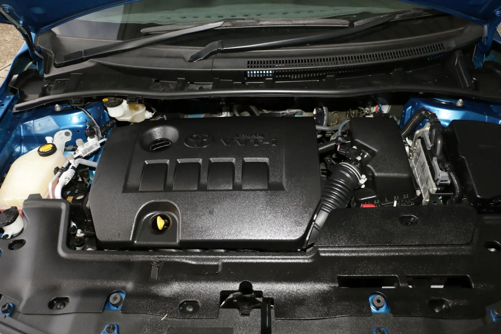 2013 Toyota Corolla Gallery Image 19