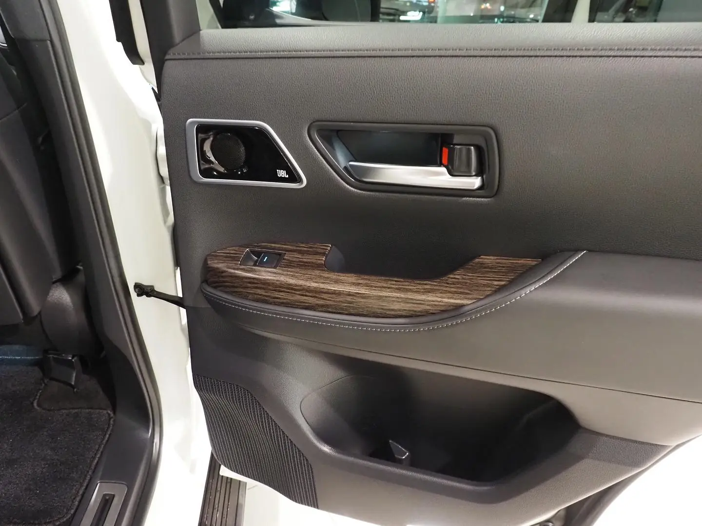 2022 Toyota Landcruiser Gallery Image 26