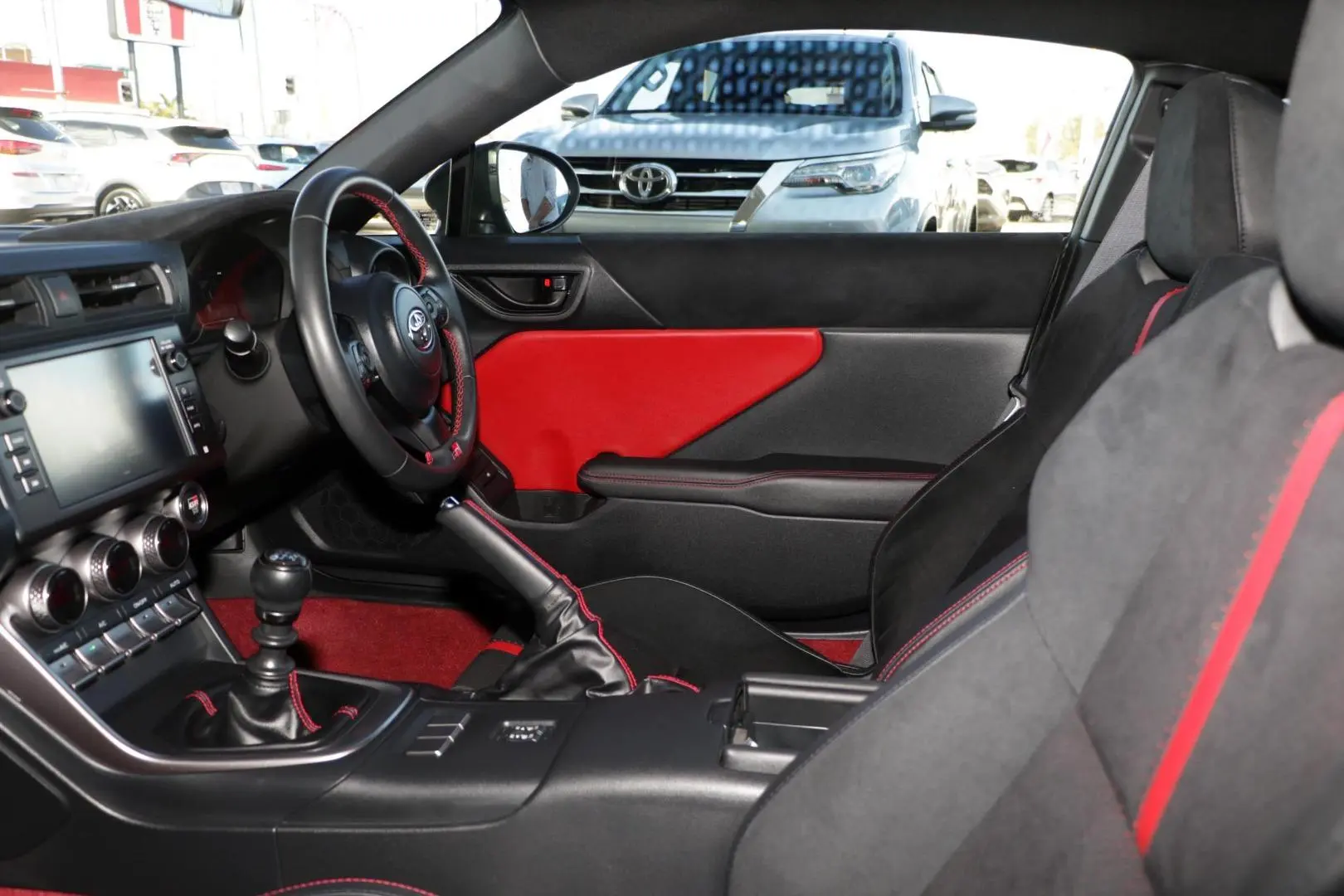 2025 Toyota GR86 Gallery Image 9