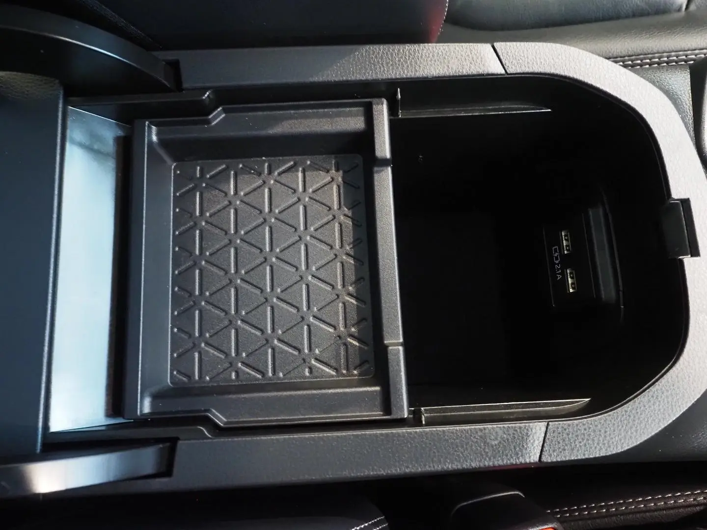 2021 Toyota RAV4 Gallery Image 28