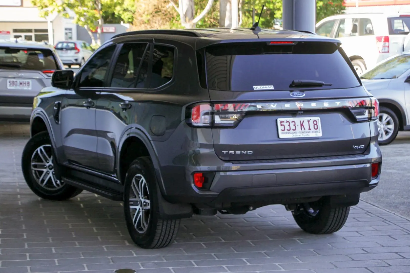 2024 Ford Everest Gallery Image 2