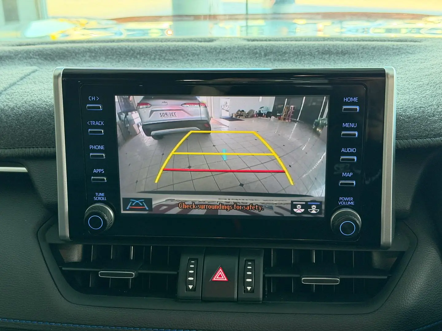 2022 Toyota RAV4 Gallery Image 21