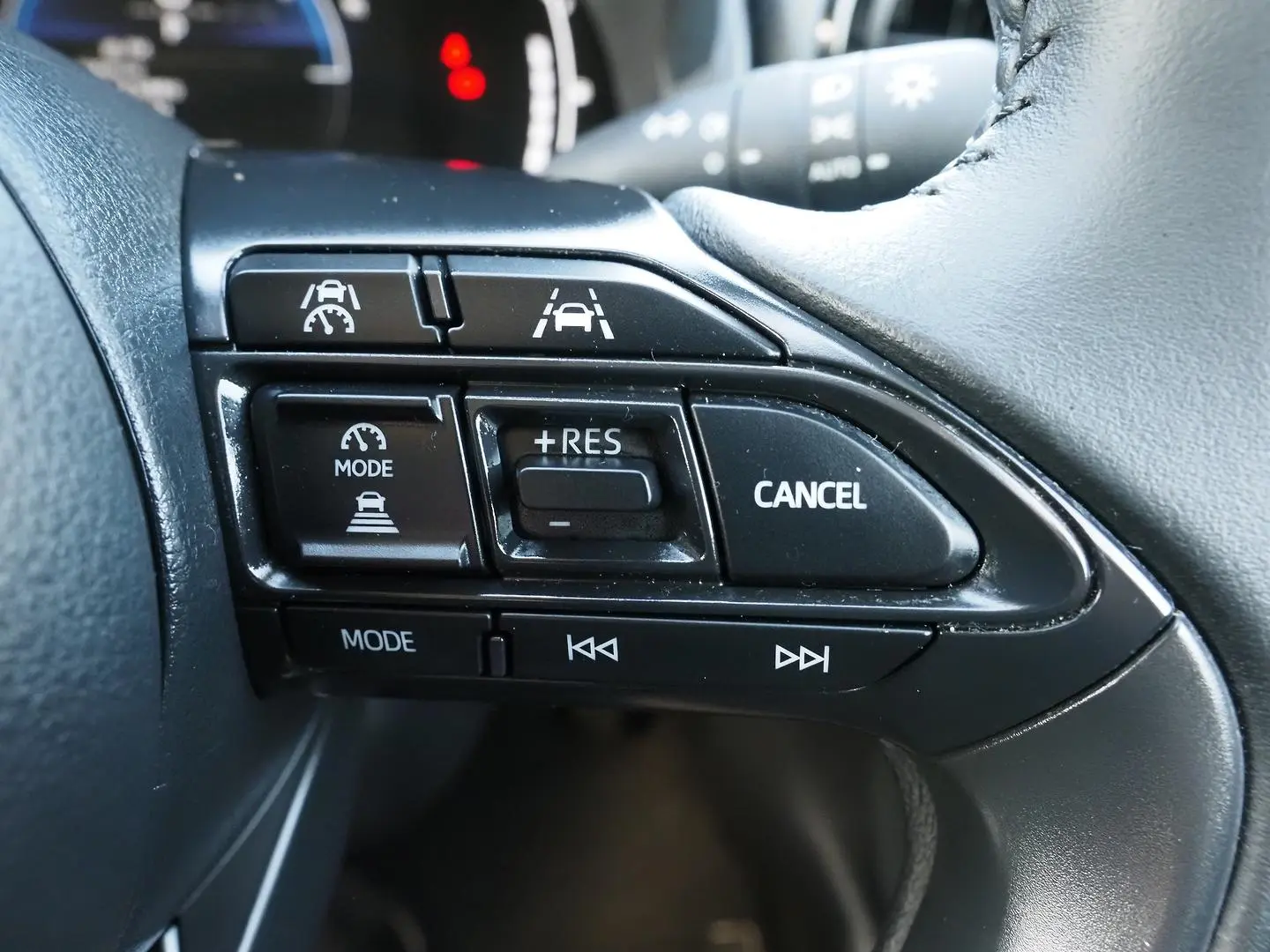 2025 Toyota Yaris Cross Gallery Image 26