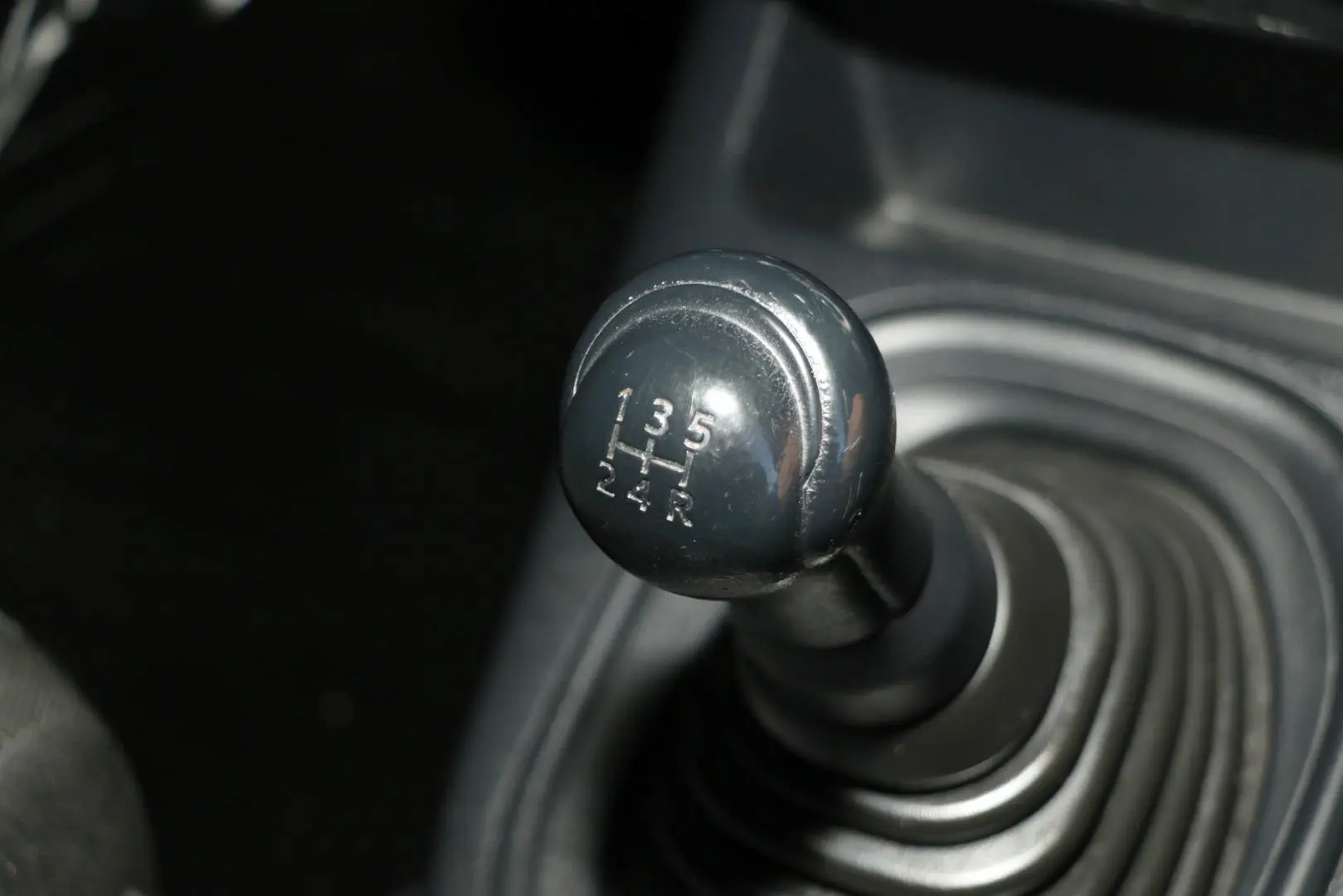 2021 Toyota Hilux Gallery Image 13