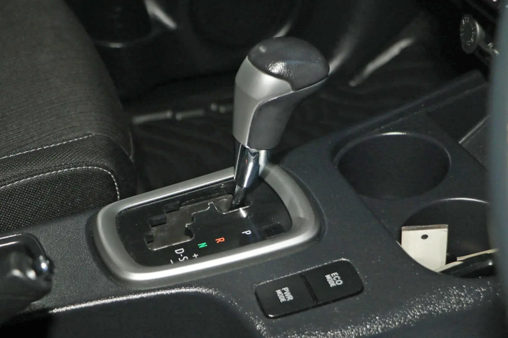 2021 Toyota Hilux Gallery Image 14