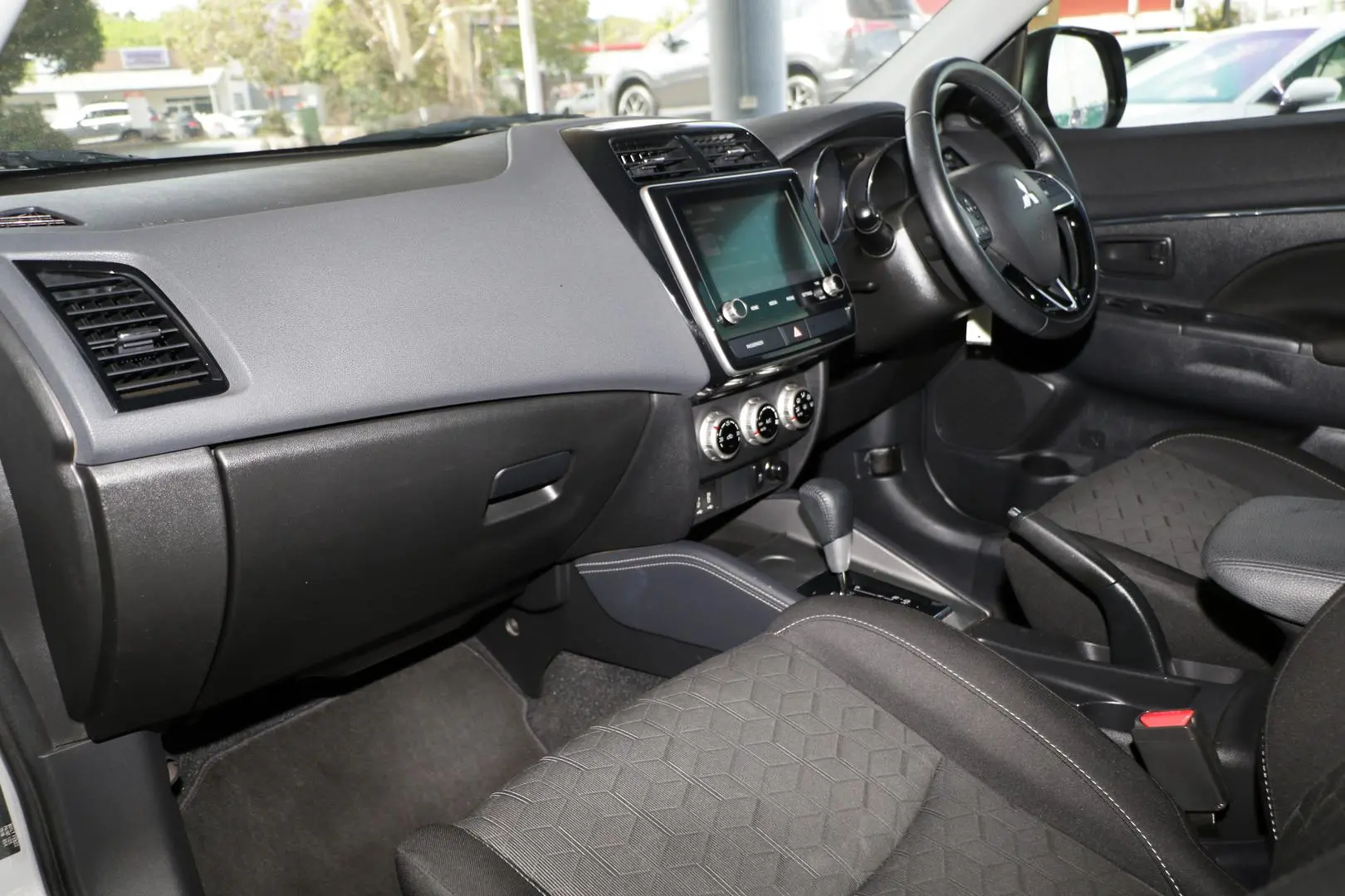 2022 Mitsubishi ASX Gallery Image 7