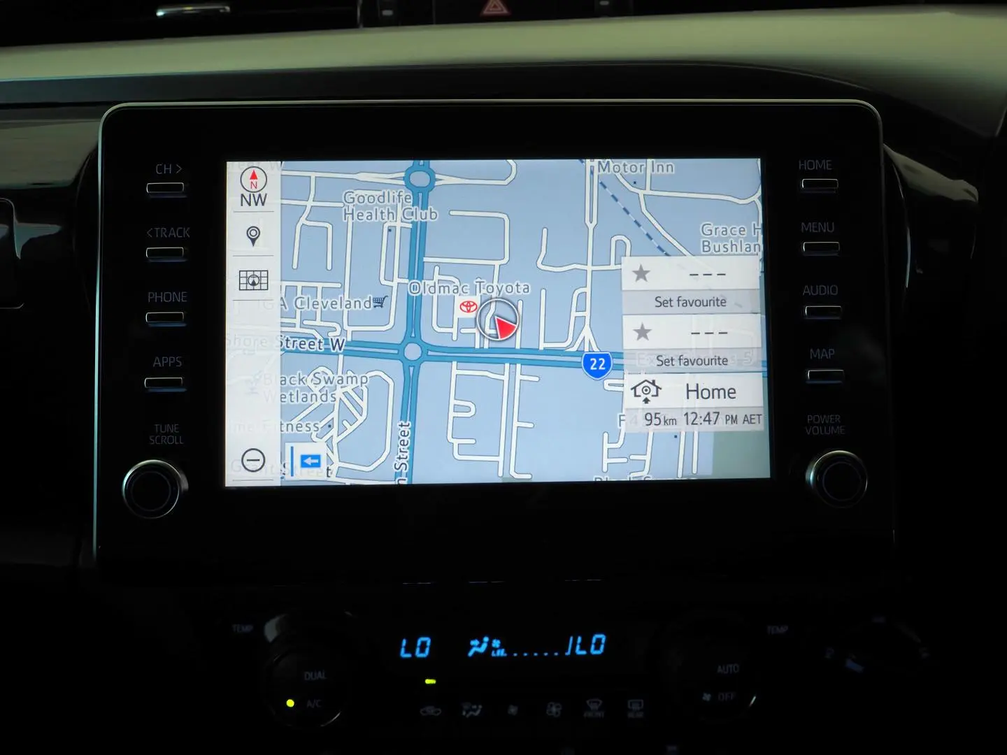 2024 Toyota Hilux Gallery Image 24