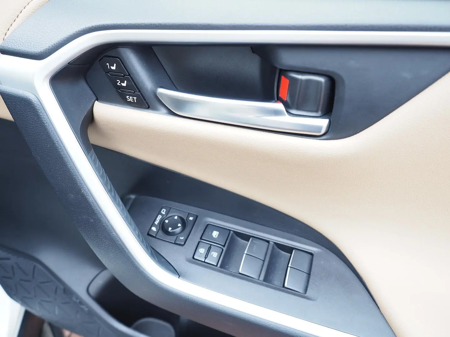 2021 Toyota RAV4 Gallery Image 30